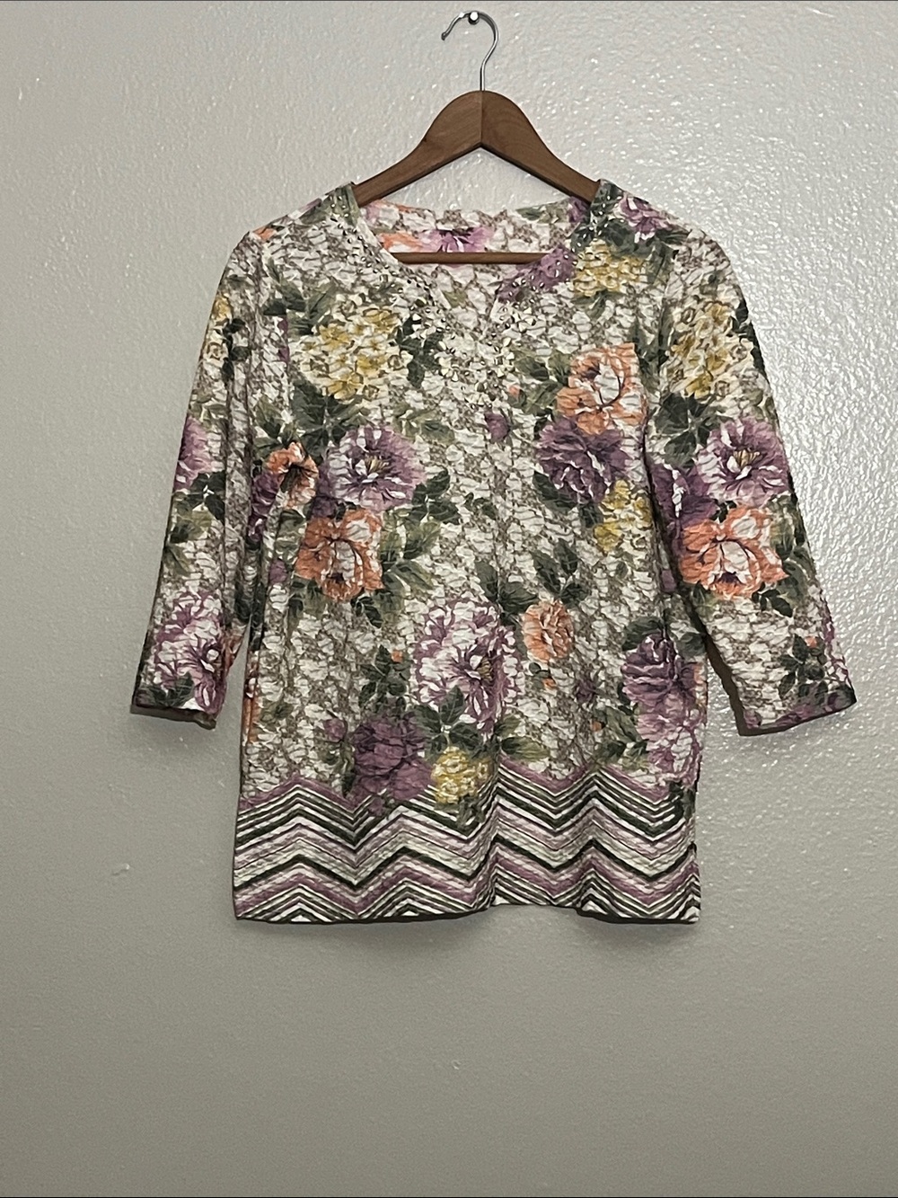 Floral Burnout Textured 3/4 Sleeve Top in Multi Colors